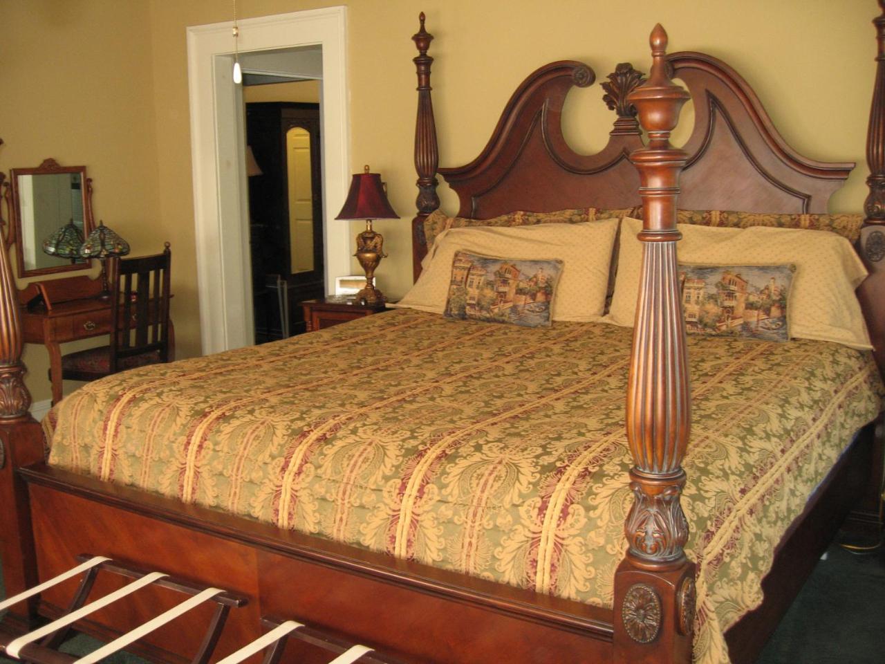 Strickland Arms Bed And Breakfast Austin Exterior photo